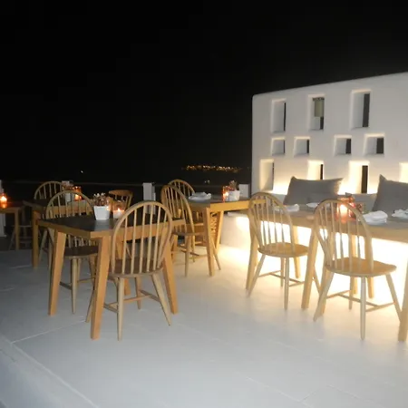 Rocabella Santorini & Отель Имеровигли