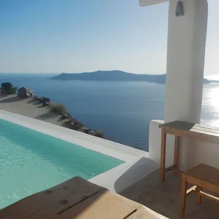 Rocabella Santorini & Hotel 4*