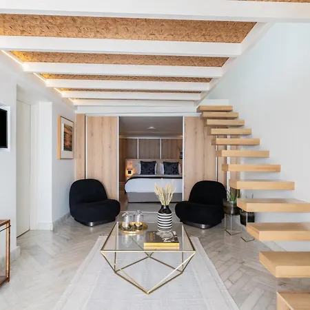 Rocabella Santorini &