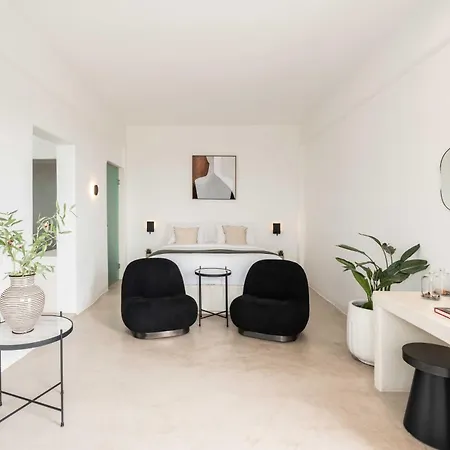 Rocabella Santorini &