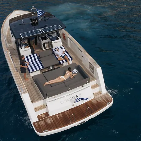 Rocabella Santorini & מלון אימרוביגלי