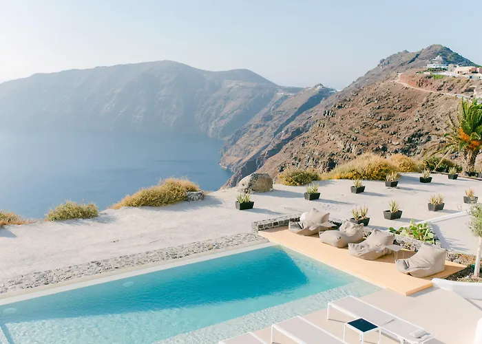 Rocabella Santorini & 4* Imerovigli