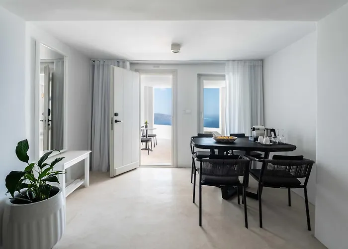 Hotel Rocabella Santorini &