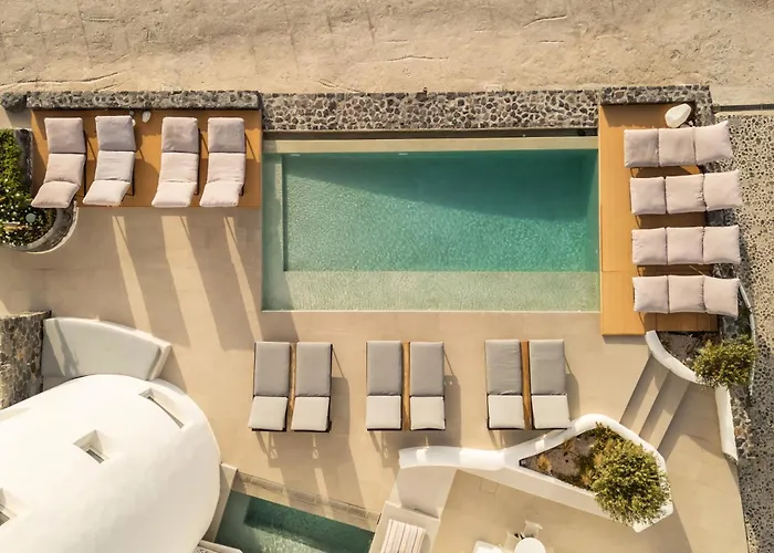 Rocabella Santorini & Imerovigli