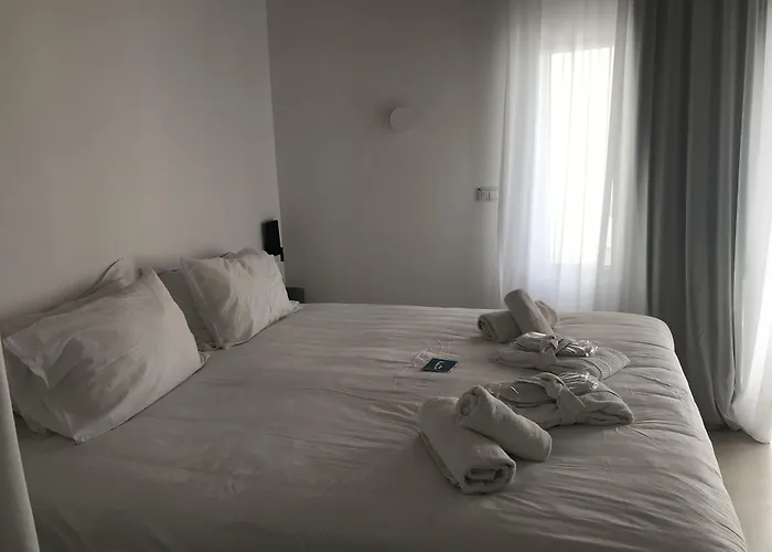 ホテル Rocabella Santorini &