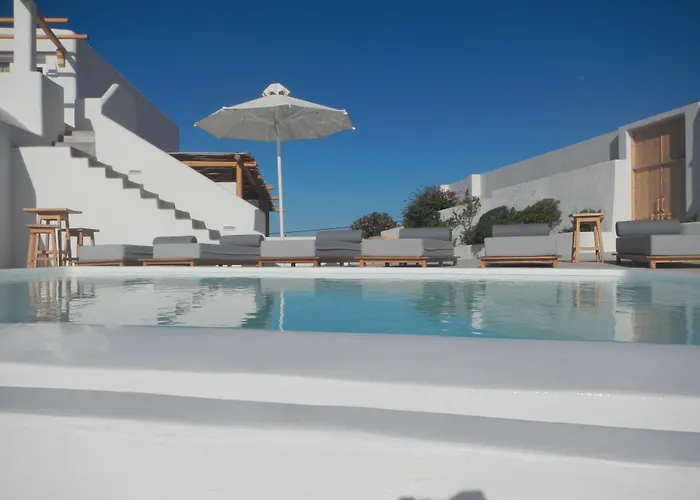 Rocabella Santorini & 4* イメロヴィグリ