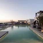 Rocabella Santorini &