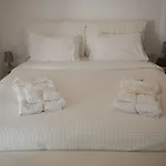Rocabella Santorini & Hotel 4*