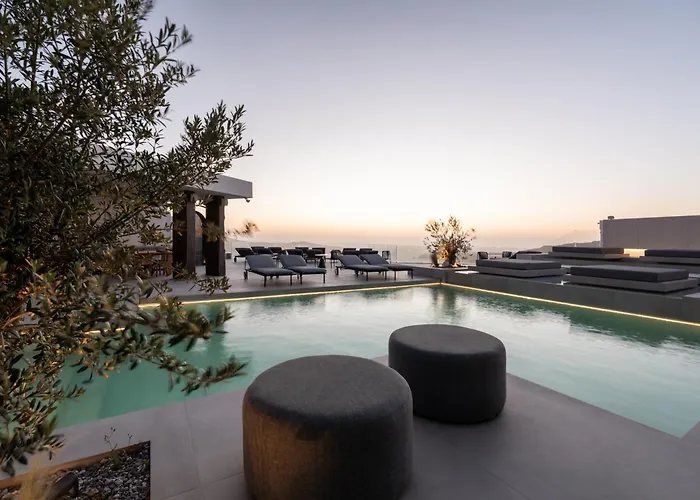 Rocabella Santorini & Imerovigli (Santorini)