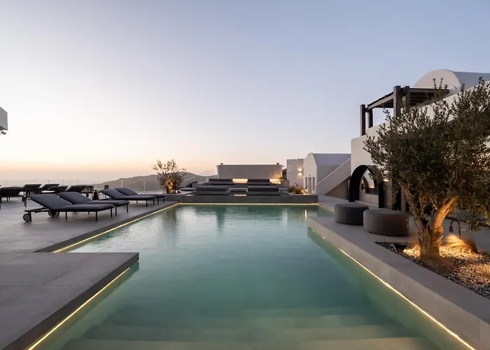 Rocabella Santorini &